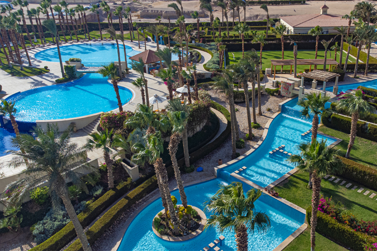 Studio with pool view in Veranda - 3